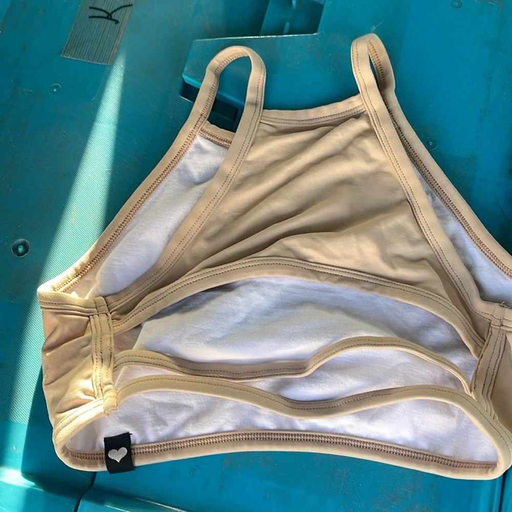 Top - Picture 2 of 2